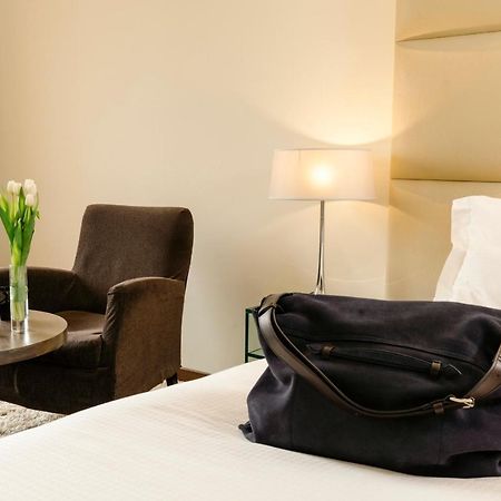 Cosmopolitan Hotel Флоренция Екстериор снимка