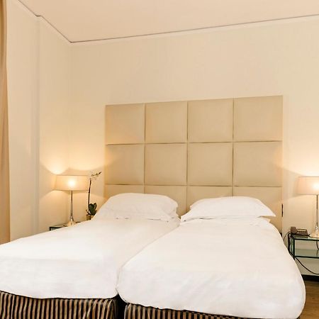 Cosmopolitan Hotel Флоренция Екстериор снимка