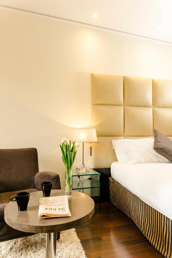 Cosmopolitan Hotel Флоренция Екстериор снимка