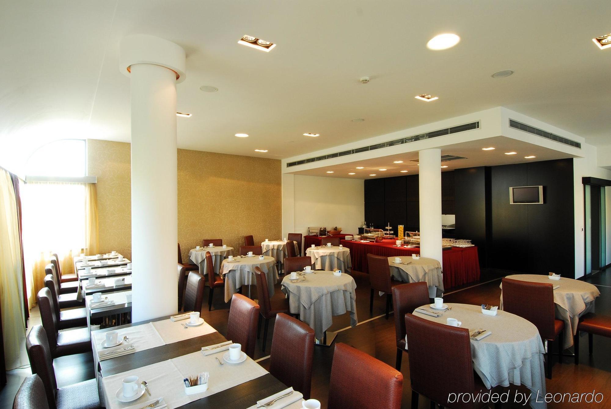 Cosmopolitan Hotel Флоренция Ресторант снимка